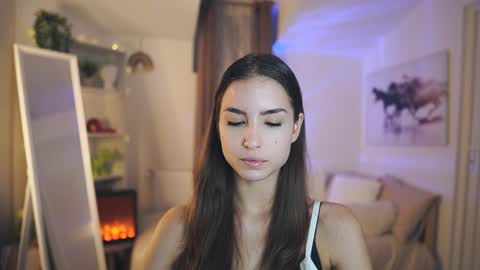 Snapshot of abella_danger_x chatting on 11.21.25 abella_danger_x online show from 11.21.25