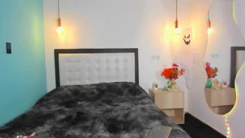  Abella and Kendra  online show from 10.26.25