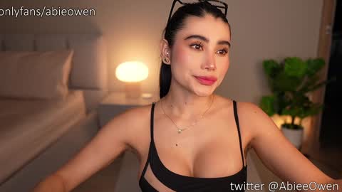 abie_owen online show from 03.21.26
