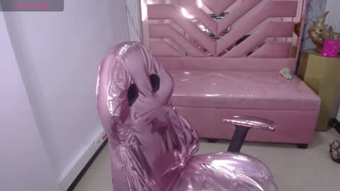 abril_ch_ online show from 02.23.26