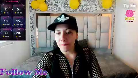 Snapshot of abril_fox__ chatting on 06.22.26 Abril Fox online show from 06.22.26