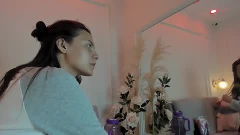 Abril jones online show from 12.17.24