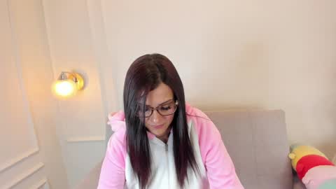 Abril jones online show from 02.07.25