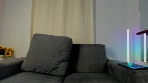 Abril jones online show from 02.08.25