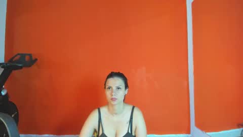 Abril jones online show from 02.16.25