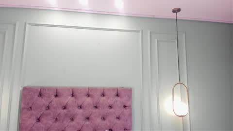 Abril jones online show from 02.23.25