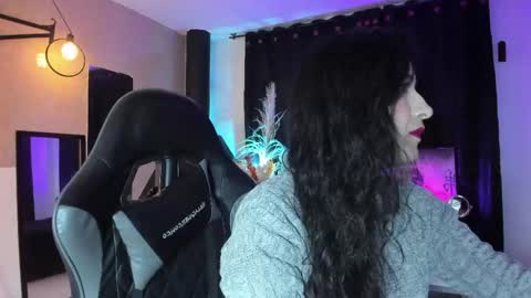 Abril online show from 05.17.26