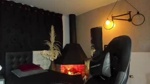 Abril online show from 07.24.26