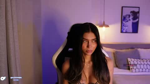 My name is Alexa. Please say hello I like to chat with you. If you have requests please use tip online show from 04.19.26