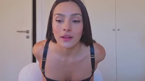 Helena online show from 07.05.26