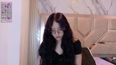 abrilmirren online show from 04.23.26