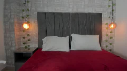 abrilsantana_ online show from 11.14.25