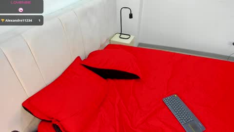 Snapshot of abrilsonne chatting on 03.02.25 AbrilSonne online show from 03.02.25