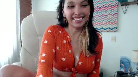 Snapshot of aby_bae2 chatting on 03.07.25 Aby online show from 03.07.25