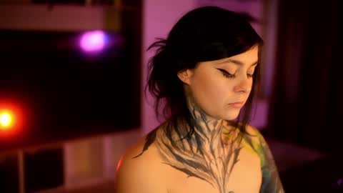 Snapshot of acid_pie chatting on 12.19.24 acid_pie online show from 12.19.24