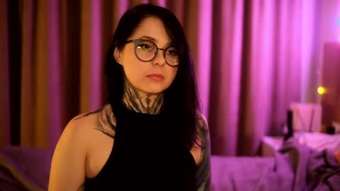 Snapshot of acid_pie chatting on 12.30.24 acid_pie online show from 12.30.24