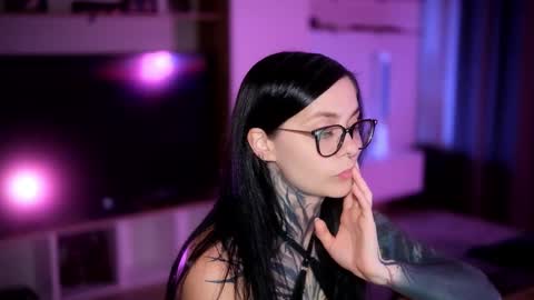 Snapshot of acid_pie chatting on 09.22.25 acid_pie online show from 09.22.25