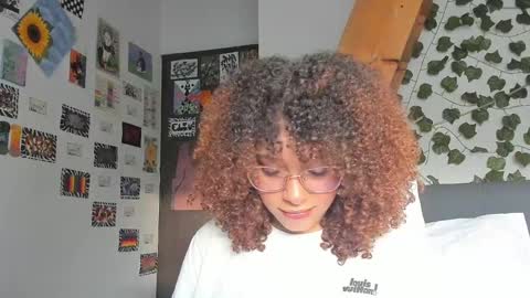 Snapshot of ada_gales_ chatting on 12.18.24 Isa online show from 12.18.24