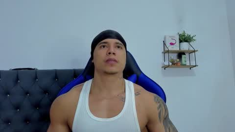 adam boss online show from 12.02.25