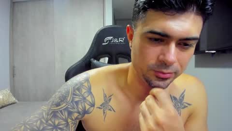 adam clarke online show from 03.08.25