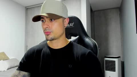 adam clarke online show from 03.10.25