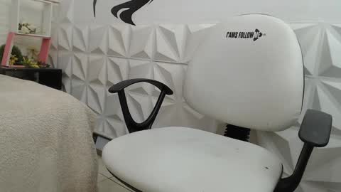 Snapshot of adam_evehotroom chatting on 02.24.25 adam_evehotroom online show from 02.24.25
