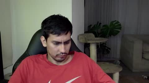 Snapshot of adam_evehotroom chatting on 10.17.25 adam_evehotroom online show from 10.17.25
