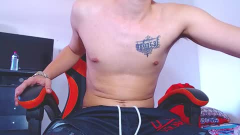 adam hot11 online show from 02.10.26