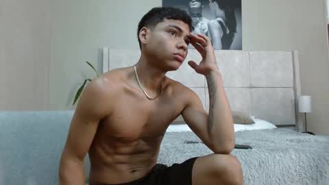 adam_piarse online show from 09.12.25