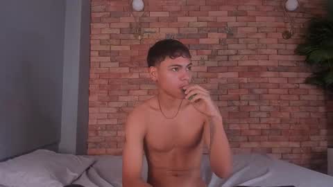 adam_piarse online show from 12.03.25