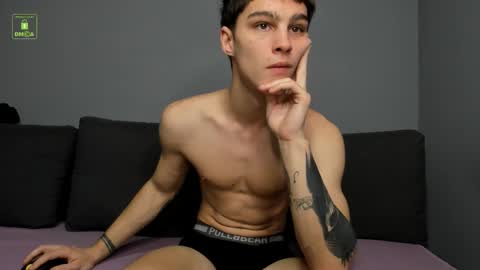 Snapshot of adam_porrter chatting on 12.05.25 Adam online show from 12.05.25