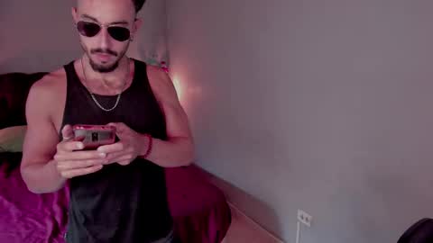 Snapshot of adam_scar chatting on 09.30.25 Hello welcome 3 online show from 09.30.25