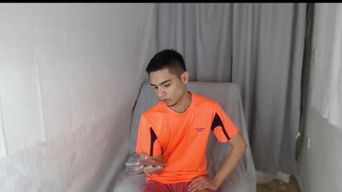 Snapshot of adam_sinclair chatting on 12.03.25 adam_sinclair online show from 12.03.25