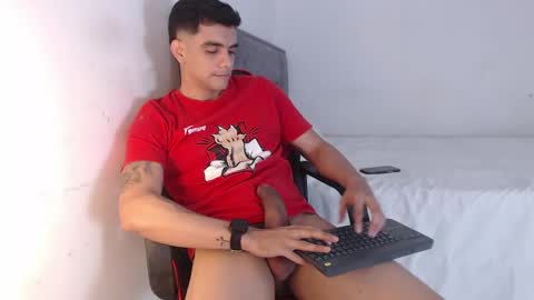 Hello guys excuse my absence I will be absent for several days for health reasons I hope you understand thank you very much. online show from 04.24.26