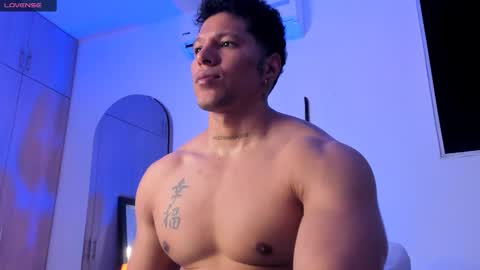 adambrocs1 online show from 11.23.25