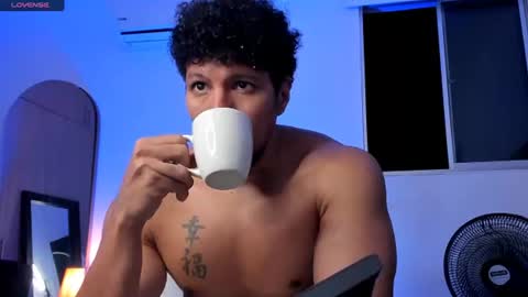adambrocs1 online show from 06.17.26