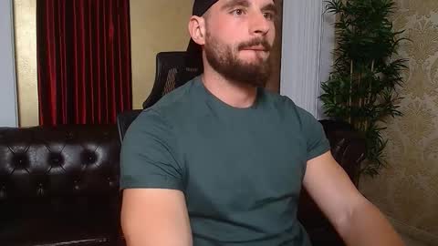 Snapshot of adamjameson chatting on 03.09.25 AdamJameson online show from 03.09.25