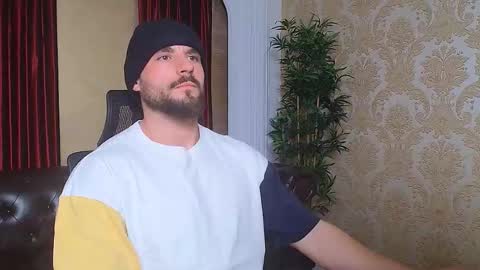 Snapshot of adamjameson chatting on 03.11.25 AdamJameson online show from 03.11.25