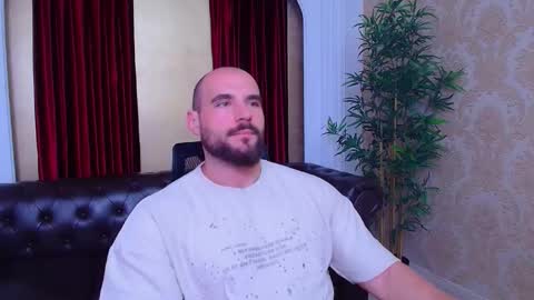 Snapshot of adamjameson chatting on 09.14.25 AdamJameson online show from 09.14.25