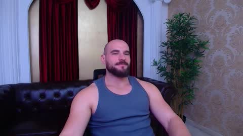 Snapshot of adamjameson chatting on 10.01.25 AdamJameson online show from 10.01.25