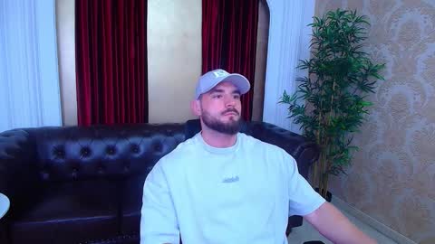 Snapshot of adamjameson chatting on 11.02.25 AdamJameson online show from 11.02.25