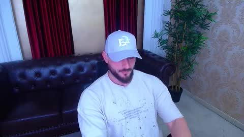 Snapshot of adamjameson chatting on 11.03.25 AdamJameson online show from 11.03.25