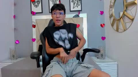 Adams Bobby online show from 02.22.26