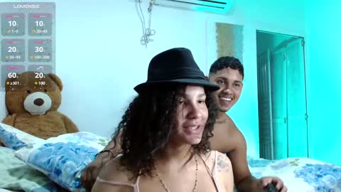 Snapshot of adams_niki chatting on 01.23.25 ADAMS Y NIKI online show from 01.23.25