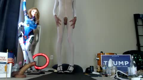 Snapshot of adamseve777 chatting on 02.02.25 TaylorSexbot online show from 02.02.25