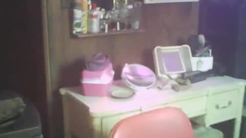 Snapshot of adamsny chatting on 10.28.25 adamsny online show from 10.28.25