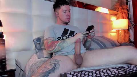 Snapshot of adamtatts chatting on 11.25.25 Adam online show from 11.25.25