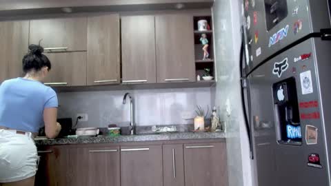 Snapshot of adan_eva960 chatting on 03.09.25 eva online show from 03.09.25