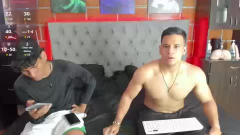 Snapshot of adan_oriol chatting on 09.17.25 Adan Oriol online show from 09.17.25