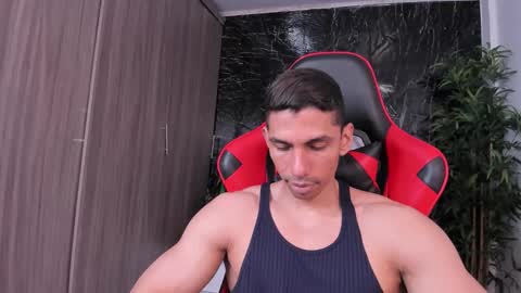 Adan Sin online show from 04.13.26